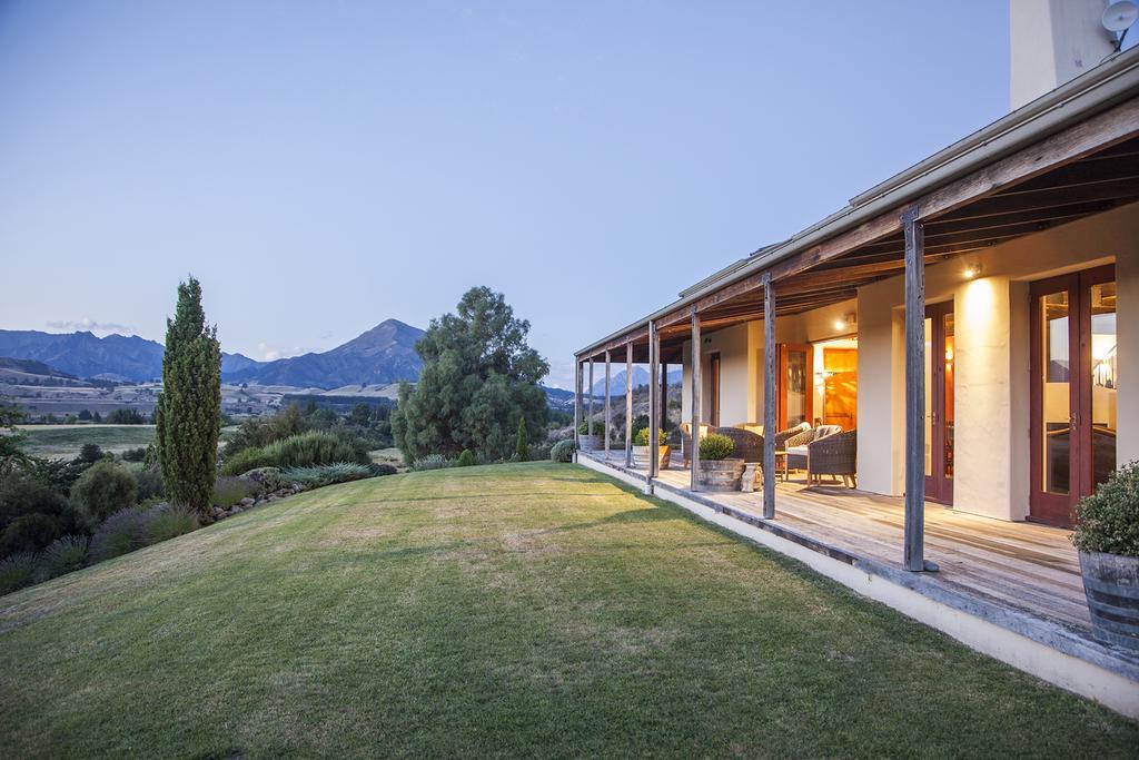 Riverrun Wanaka Exterior photo