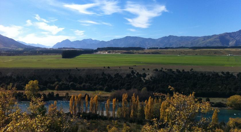 Riverrun Wanaka Exterior photo