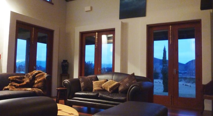 Riverrun Wanaka Exterior photo